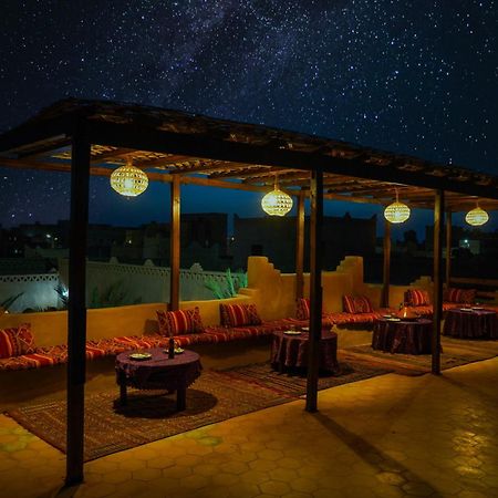 Auberge Les Roches メルズーガ エクステリア 写真